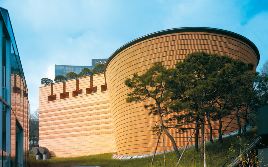 Facciate ventilate museo Leeum Samsung a Seoul